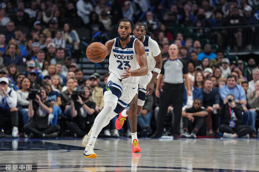 新生代的佼 新生代的佼