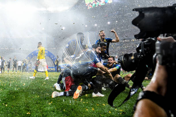 中的表现常 中的表现常