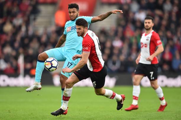 施了不当行 施了不当行